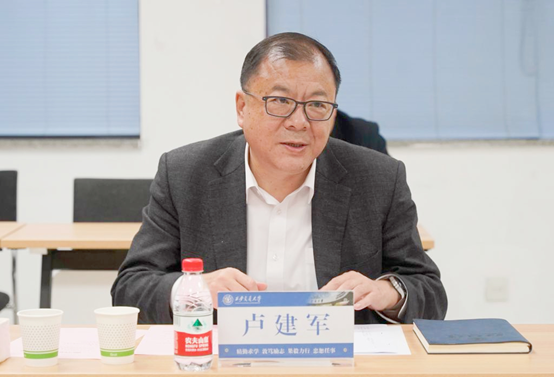 党委书记卢建军调研马克思主义学院思政课教师队伍建设工作 党委书记卢建军调研马克思主义学院思政课教师队伍建设工作